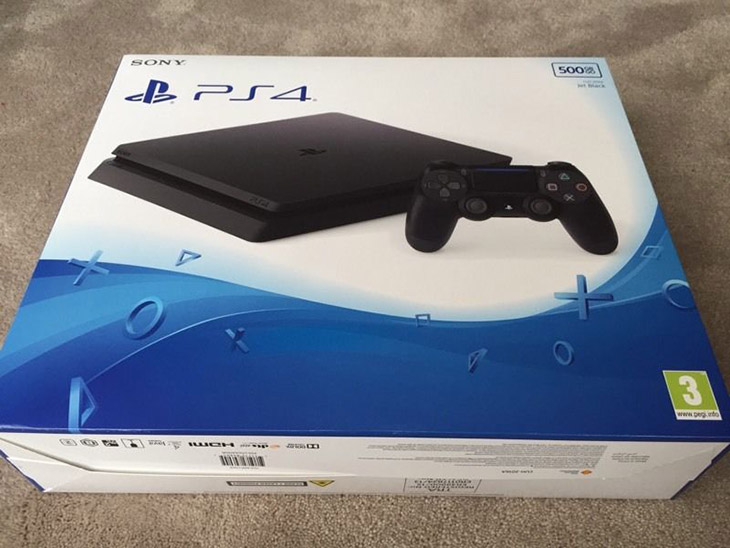 ps4-slim-003